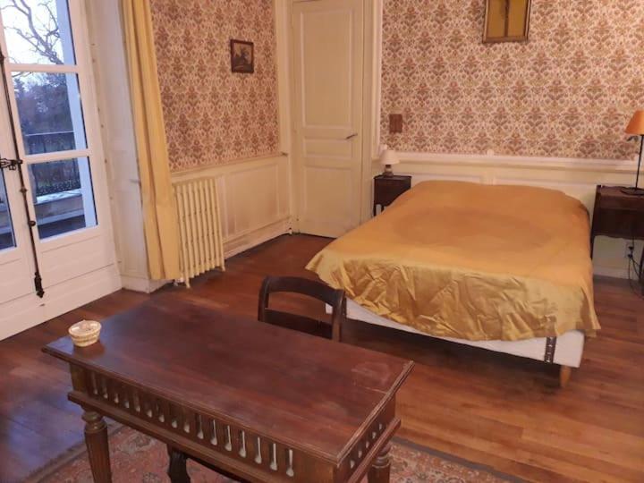 Manoir Des Etrichets Bed & Breakfast Saint-Saturnin  Dış mekan fotoğraf